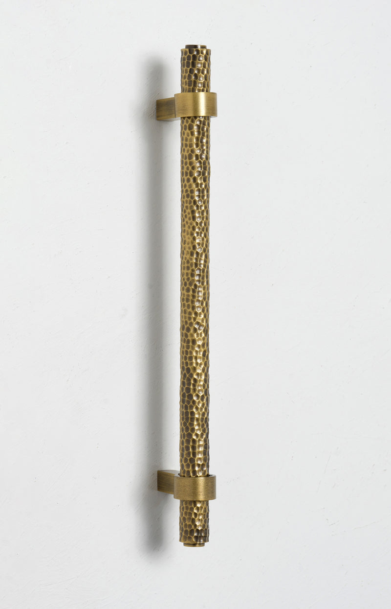 Blu Pull Handle