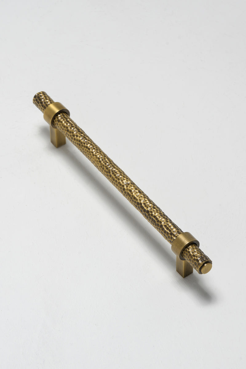 Blu Pull Handle